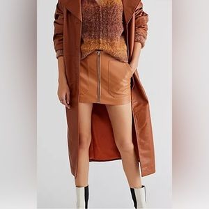 BNWOT FREE PEOPLE MAYA MOD VEGAN MINI SKIRT SIZE 8